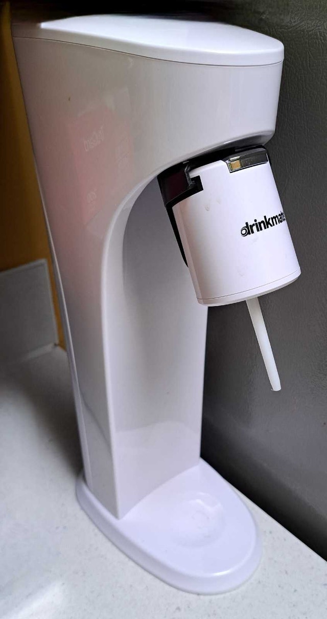 Drinkmate Omnifizz Carbonator