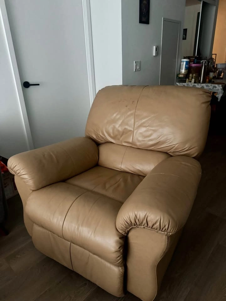 Lazy Boy Recliner Rocker Glider (Manual) - photo 2
