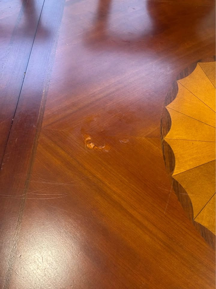 Elegant Dining Table Set with 8 Chairs – Inlay Wood Design - photo 3