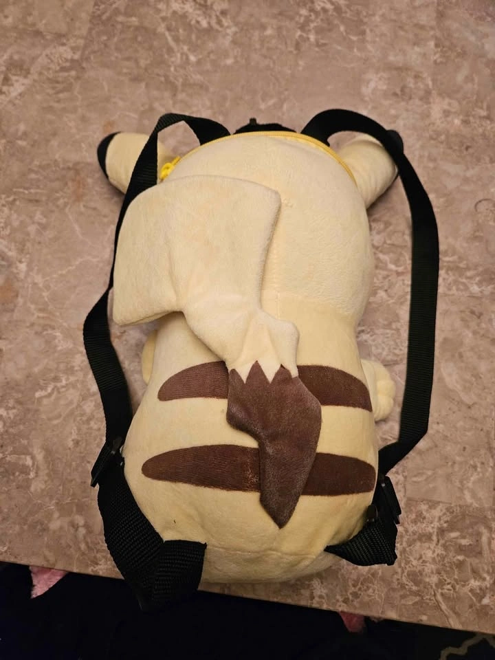 Pikachu Backpack - photo 2