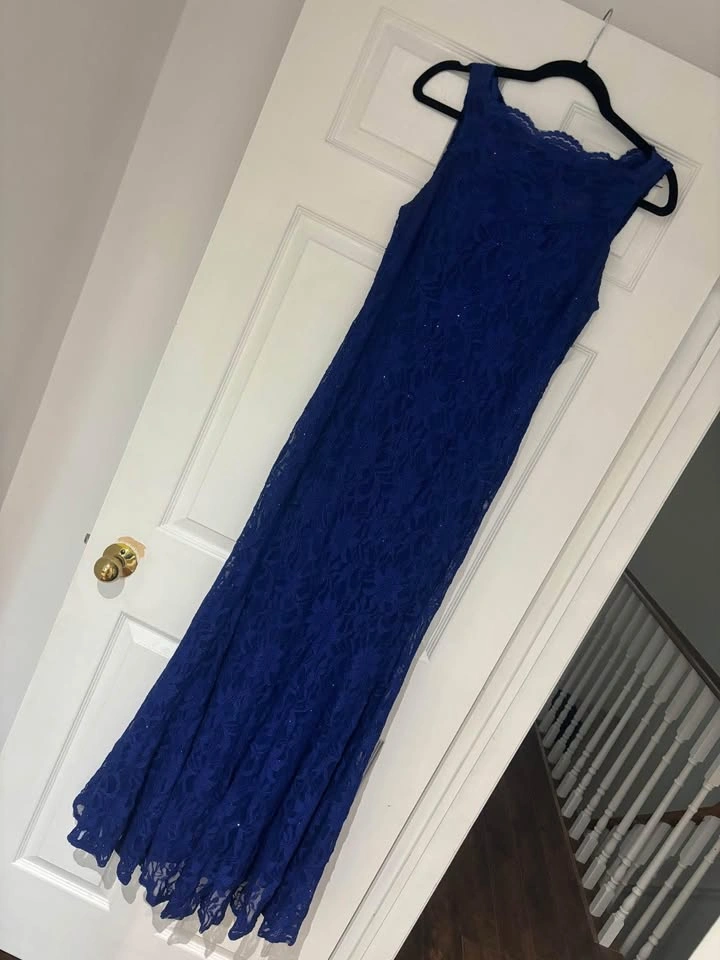 Lace party dress