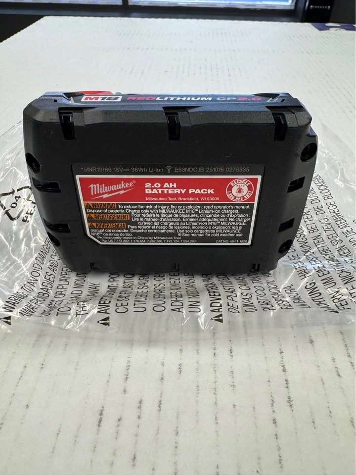 Milwaukee M18 18-Volt 2.0 Ah Lithium-Ion Compact Battery - photo 3
