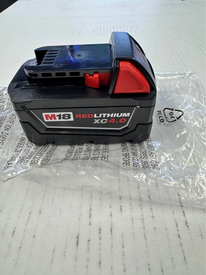 Milwaukee M18 18-Volt 4.0 Ah Lithium-Ion XC Battery Pack