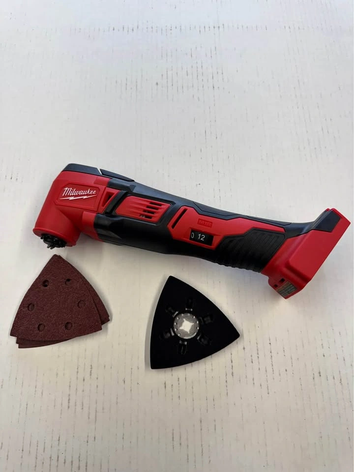 Milwaukee M18 18V Cordless Oscillating Multi-Tool (Tool-Only)