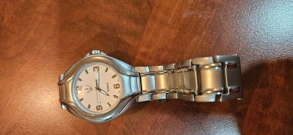 Rare Toronto Raptors 10th Anniversary Watch - photo 2
