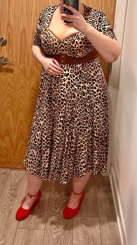 Torrid Leopard Midi Dress (2X / 16–18) – Elegant & Like New