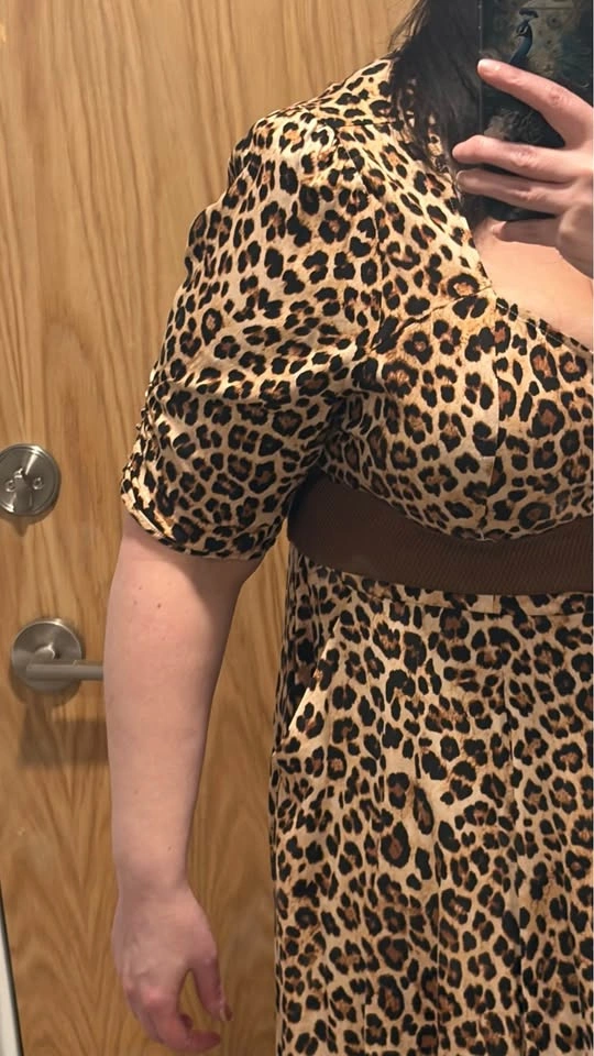 Torrid Leopard Midi Dress (2X / 16–18) – Elegant & Like New - photo 4