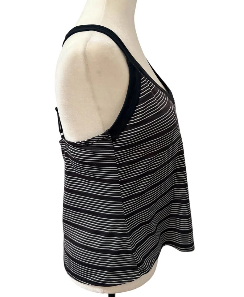 Nike Striped V-Neck Athletic Tank Top - Size L - photo 4