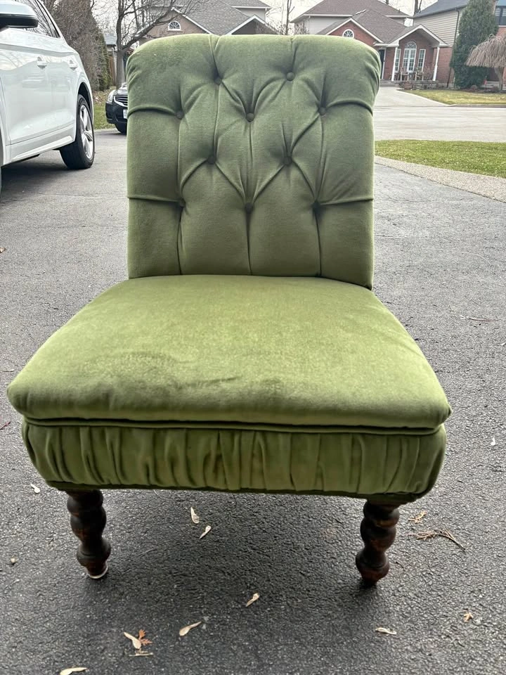 Vintage Green Slipper Chair
