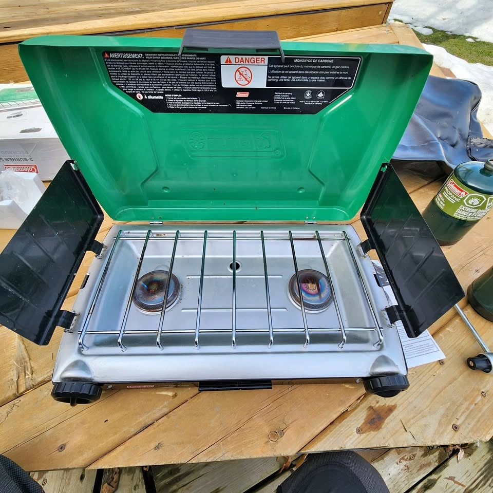 Coleman 2-Burner Propane Stove with Case & Propane