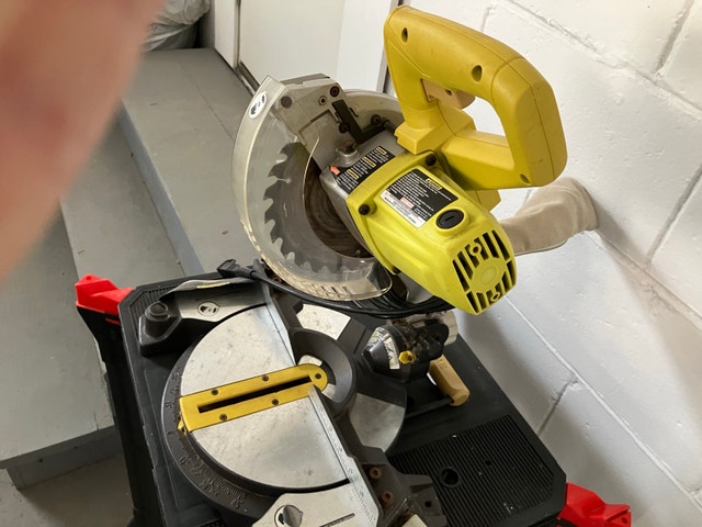 RYOBI 10” Compact Miter Saw with Stand