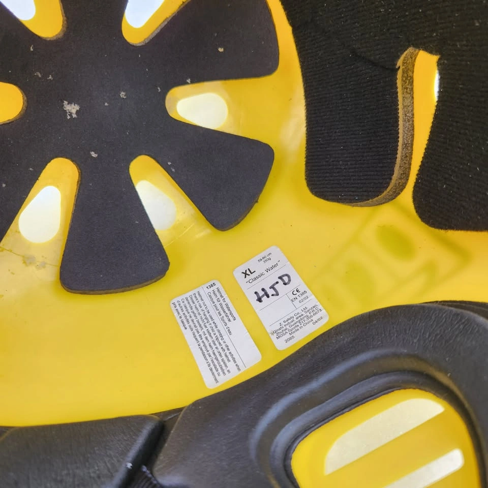 Helmets for watersports (x2) - photo 2