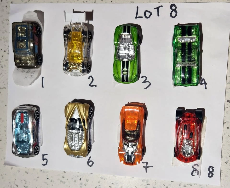 Vintage Hotwheels Diecast Cars (1994-2009) Lot 8