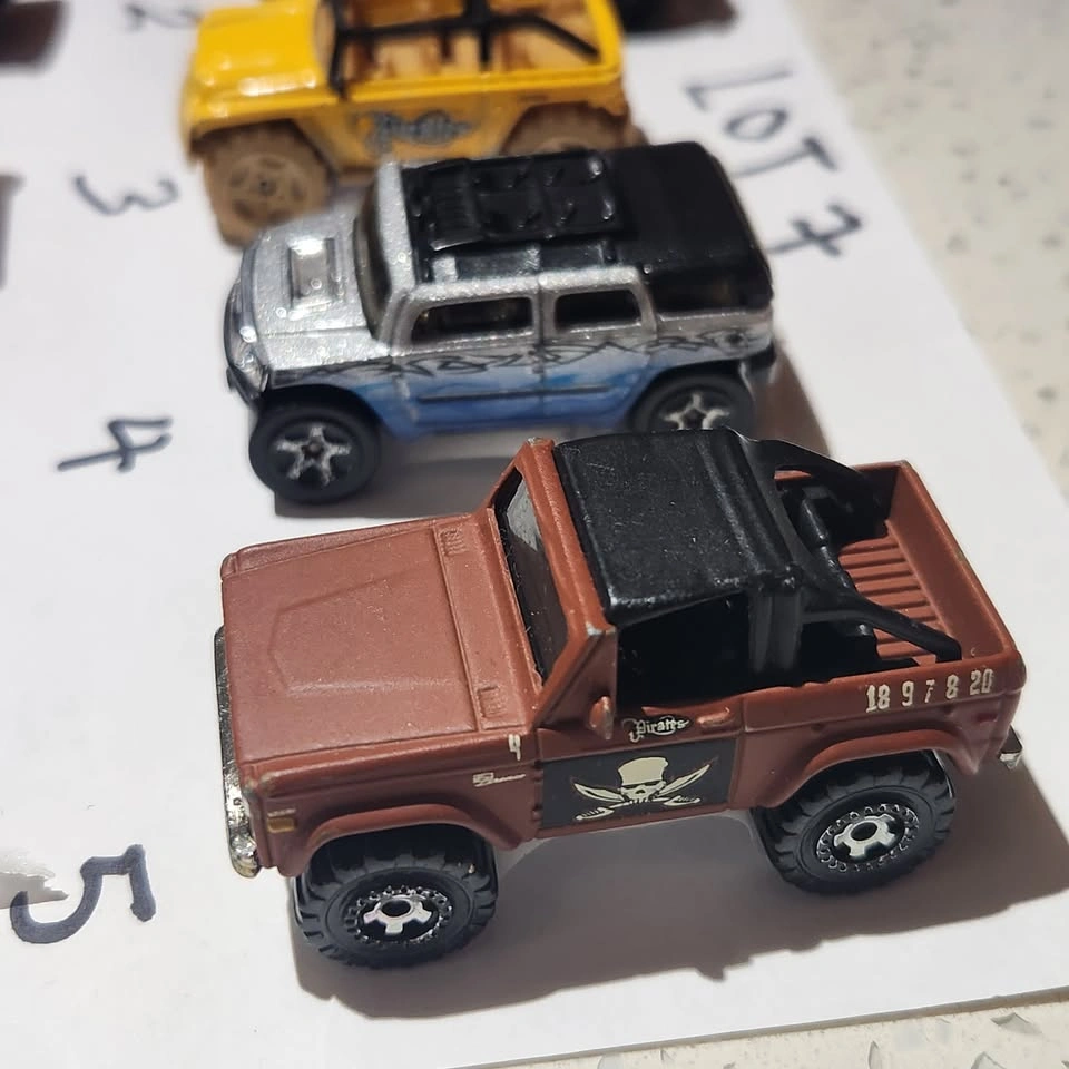 Vintage Hot Wheels, Matchbox, Pioneer Diecast Cars Lot (1994-200 - photo 2
