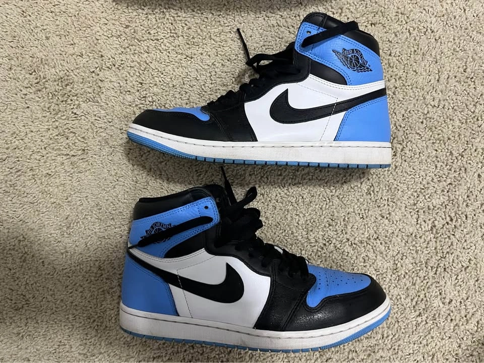 Jordan 1 "Reimagined", "UNC Toe", SB Dunk "UNC" - Size 11 - photo 2