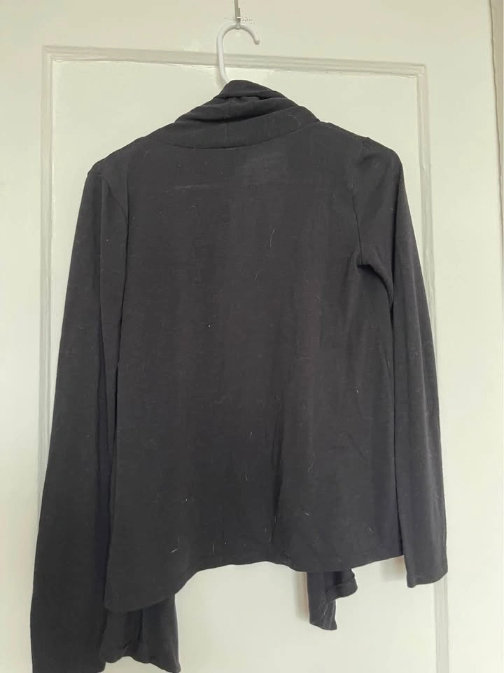 Black Cardigan - photo 2