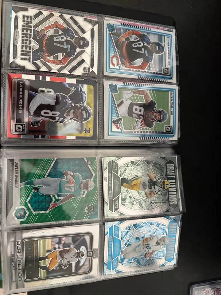 NFL Football Rookie & Parallel Card Binder - Optic Mosaic Prizm - photo 3