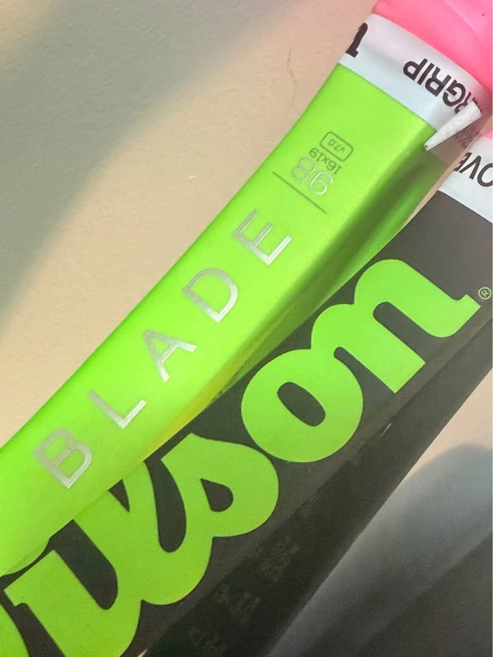 Wilson Blade 98 v7.0 Tennis Rackets - Set of 2 - photo 4