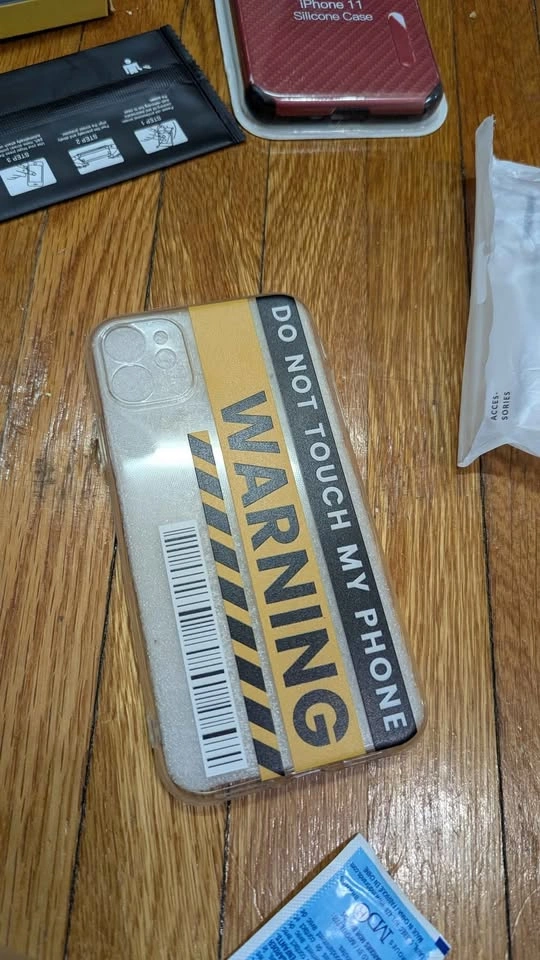 iPhone 11 (4 cases) new - photo 2