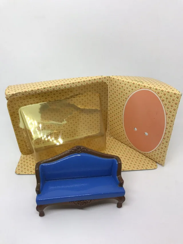 Vintage Mattel The Littles Hedy on her Blue Settee - Rare thumbnail