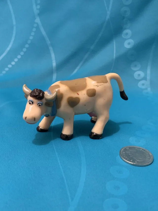 Vintage Gladys the Cow figurine from Sesame Street thumbnail