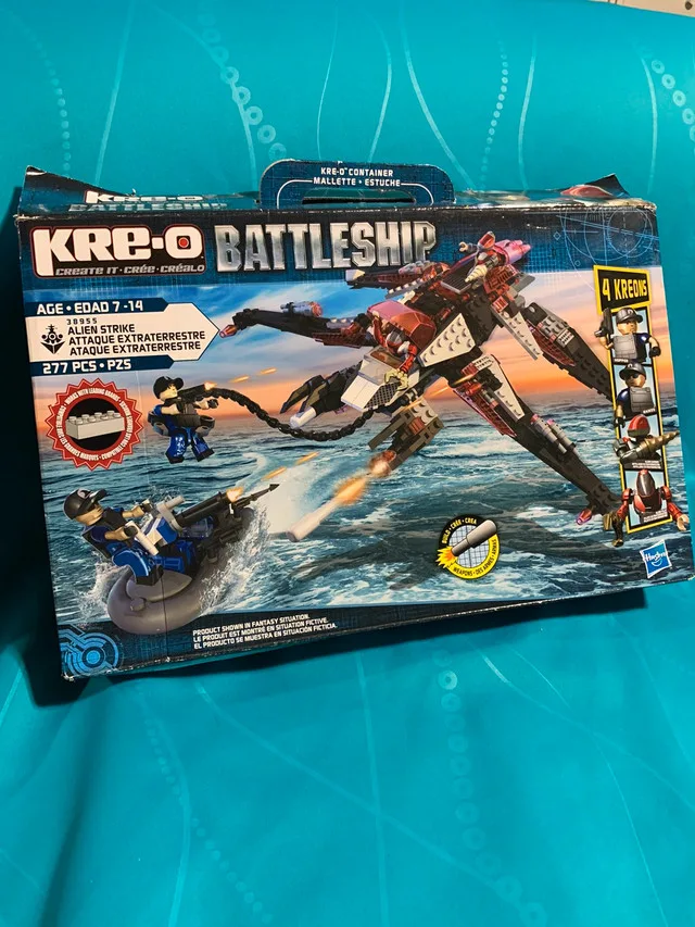 Kre-o Battleship set - Alien Strike 38955 thumbnail