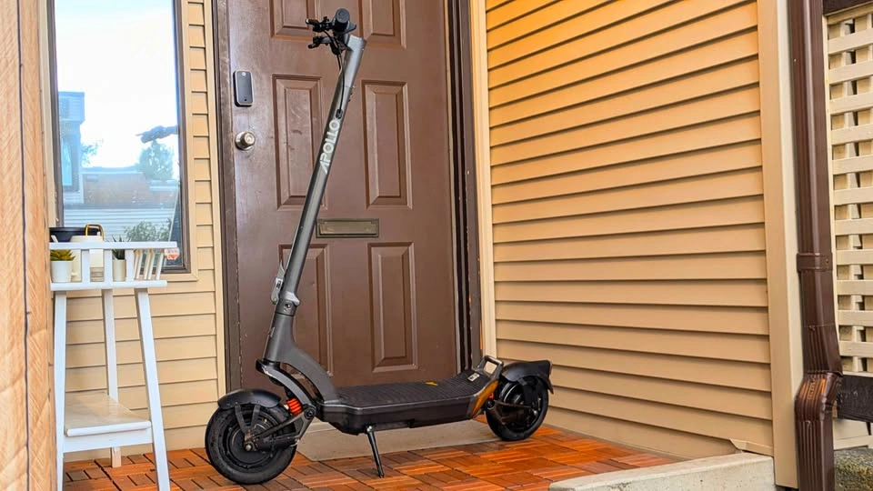 Apollo City Pro E-Scooter - photo 2