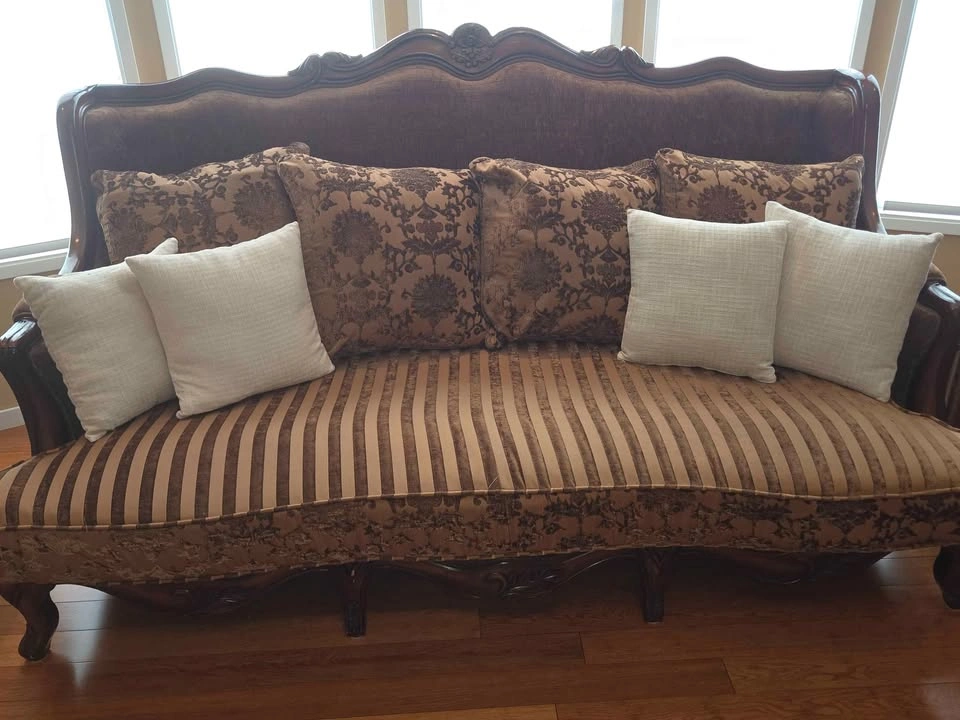 French Provincial Living Room Set - photo 3