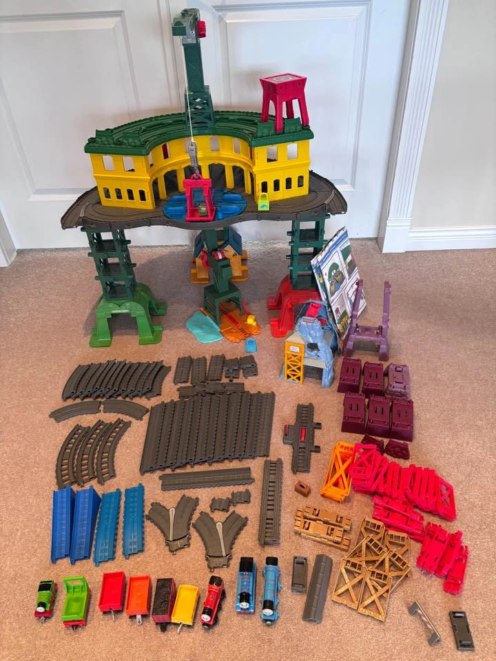 Thomas & Friends Super Station Plus More - photo 2