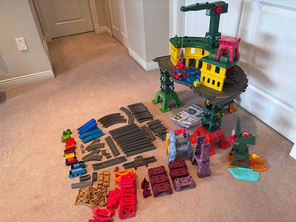 Thomas & Friends Super Station Plus More - photo 4