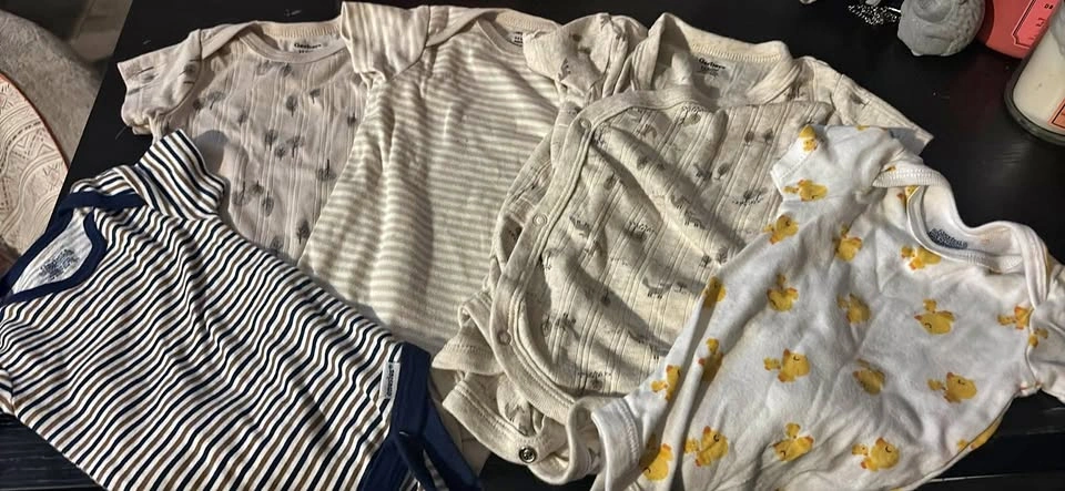 5 0-3m Gerber Baby Onesies