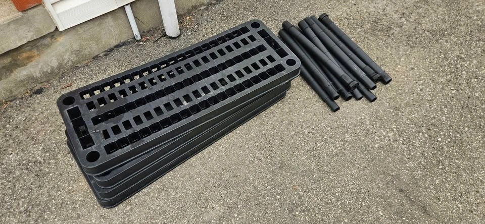 4 Shelf Plastic Storage Rack - photo 2