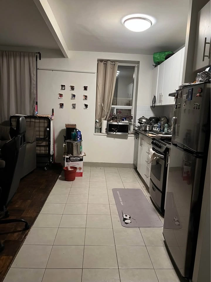 1 Bed 1 Bath Apartment for Rent - photo 2