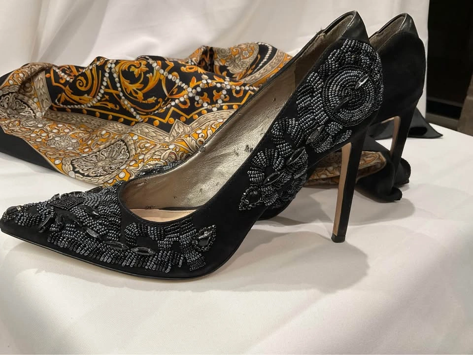 Ladies Shoes SAM EDELMAN "Dani" Black Suede Jeweled Pump 38 US 7 - photo 4