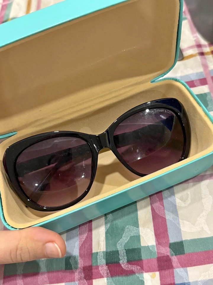 Tiffany & Co. Black Sunglasses with Case