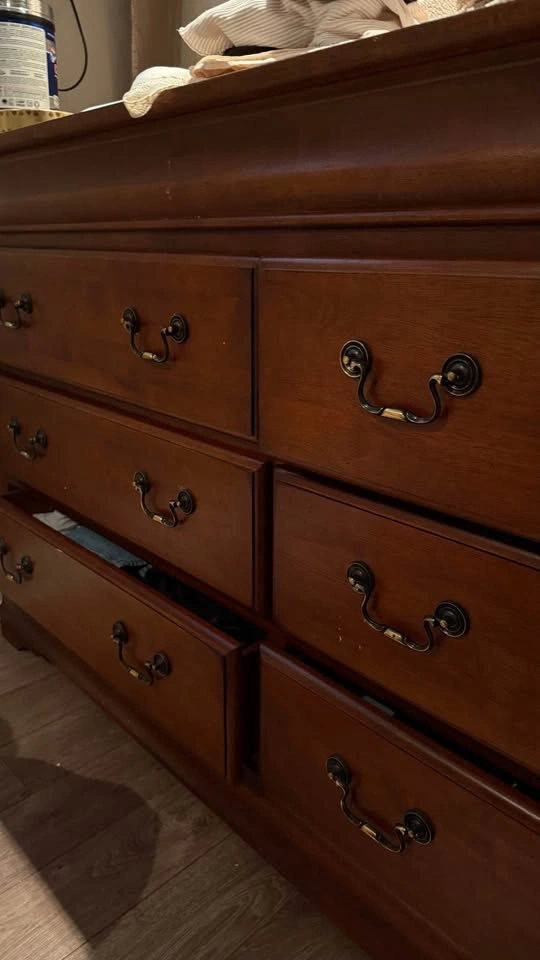 Solid Wood Wooden Dresser with 6 Drawers - photo 2