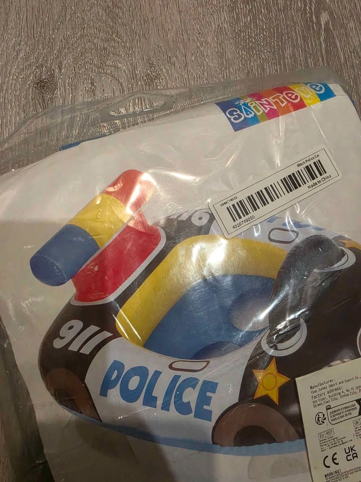 Kid Police Car Pool Float - photo 2