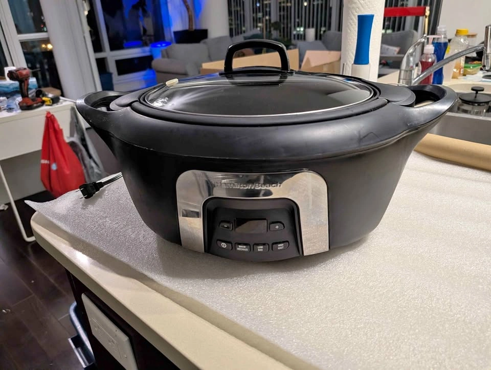 Large Slow Cooker
