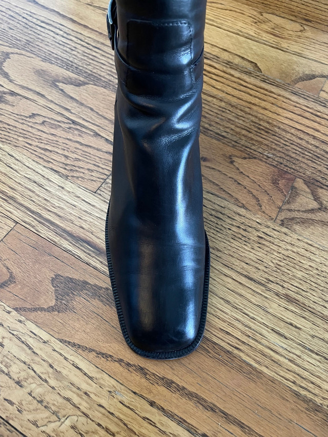 Bruno Magli black long leather boots - photo 4