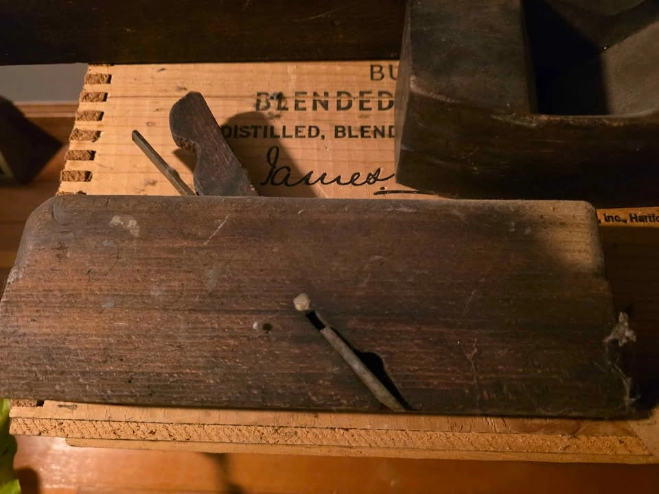 Vintage Block Planes and Metal Die Stamp Kit - photo 2