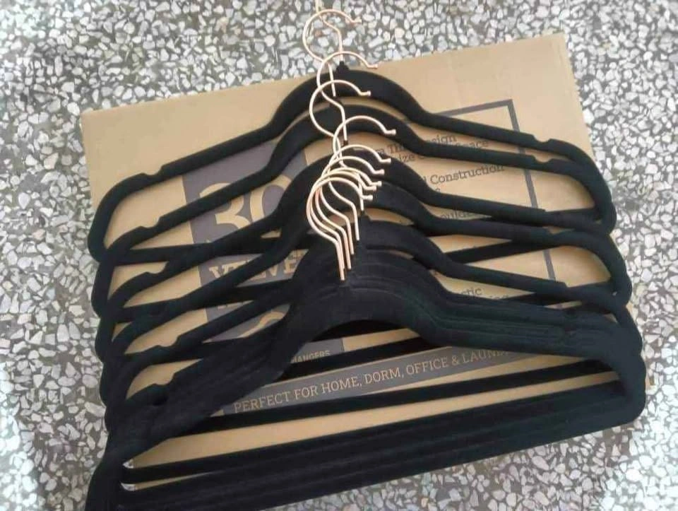 Brand New Luxury Velvet Hangers - photo 3