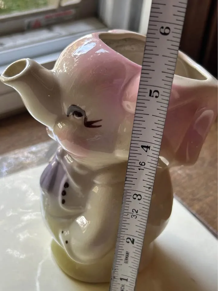 $4 Vintage elephant Disney Dumbo  Creamer 5" Vase Shawnee image indicator(7)