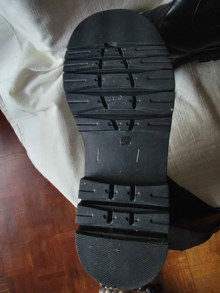 Davina Raid Chunky Boots Size 9 - photo 4