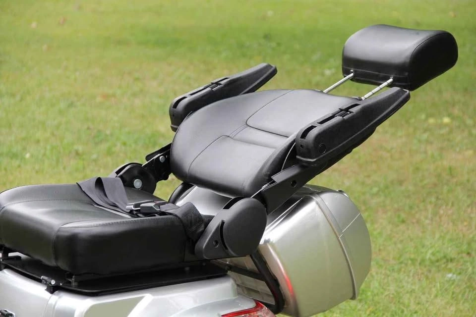 Brand NEW 60V 4-Wheel Electric Scooter w/ Auto Brake & Alarm - photo 4