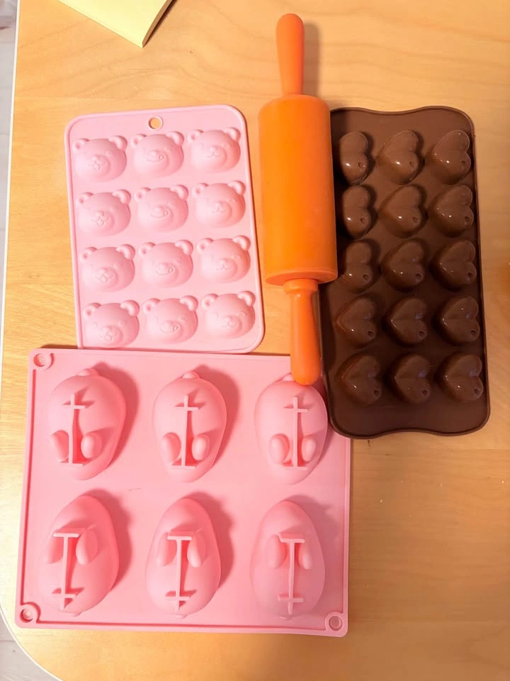 Baking Molds & Cookie Cutters Set - photo 4