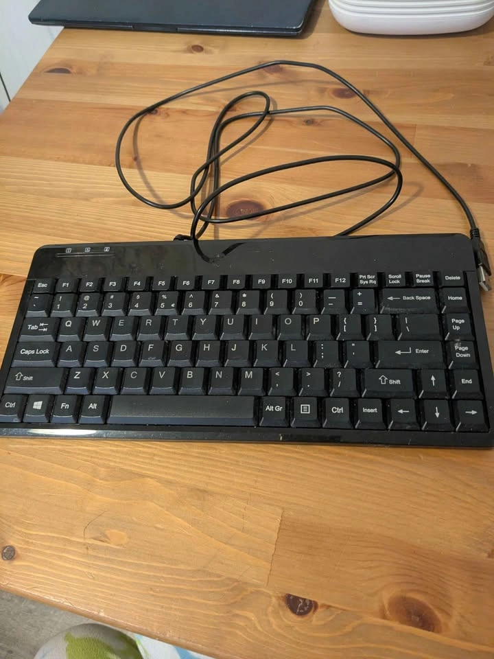 Small USB Keyboard - photo 2