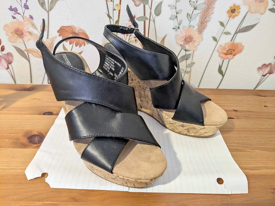 Cute Womens' Wedge Sandals