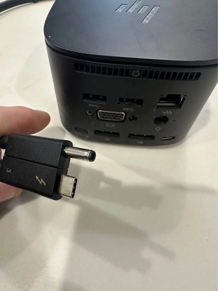 HP Thunderbolt Dock G2 with Combo Cable - photo 3