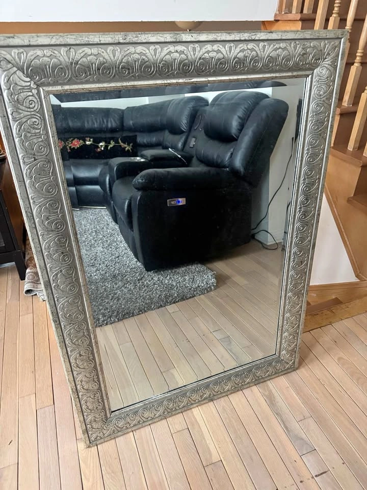 Beautiful silver accent Mirror