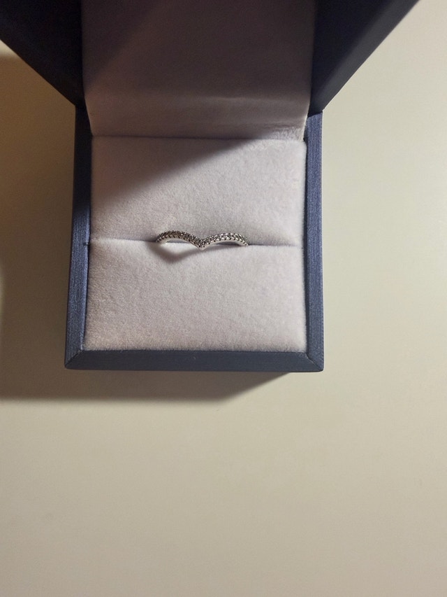 Pandora Silver V Ring with Jewels, Size 9